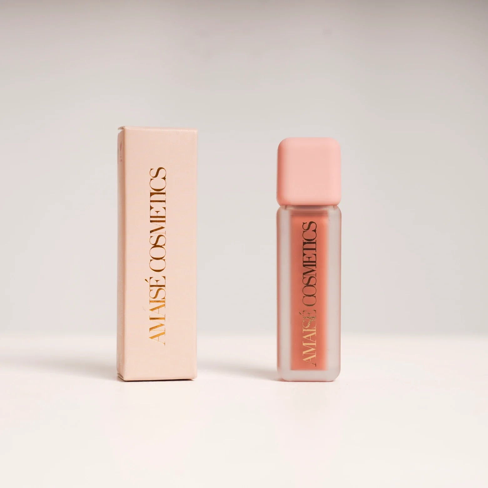 Amaisé clinical lip gloss Alma 6ml professional edition, for licensed UK permanent makeup lip blush artists